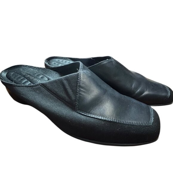 EASY SPIRIT Black Leather Mules Clogs Slip On Size 9 Wide Ramonas Excellent! - Picture 1 of 7